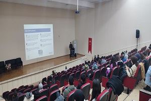 Üniversitemizde Tıp Eğitiminde Dijital Kaynaklar Adlı Eğitim Toplantısı Gerçekleştirildi.